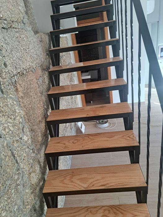 Arrendo t2 Jugueiros