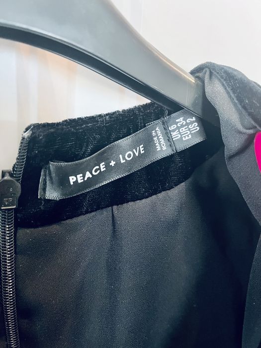 Sukienka welurowa velvet mała czarna Peace and Love 34 36