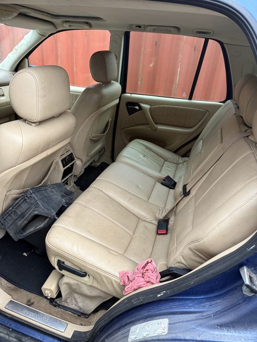 Продається Mercedes ML163 2003 року