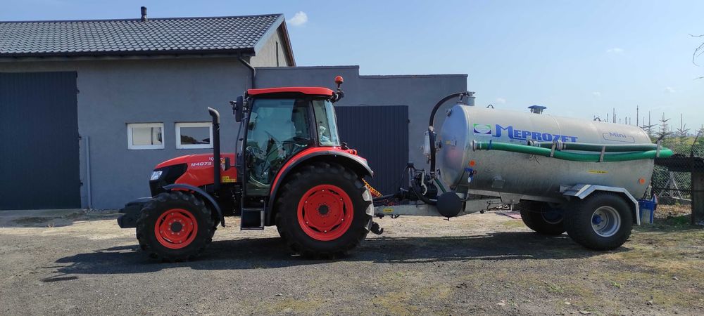 Wynajem Laweta Niewiadów Jupiter 2026 r. DMC 2000 kg