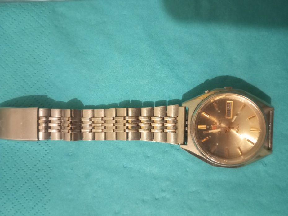 Годинник   "Орієнт" японського виробництва.  Любителям. 80 ті роки.