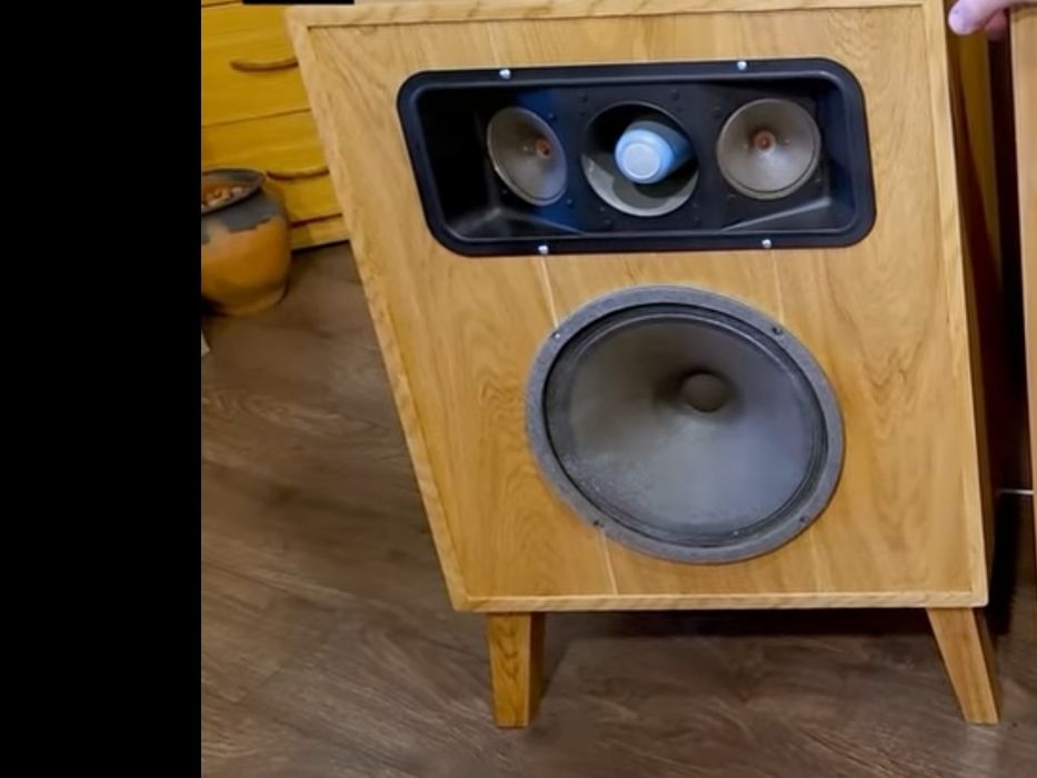 Zestaw kolumn stereo Isophon K3031 replika