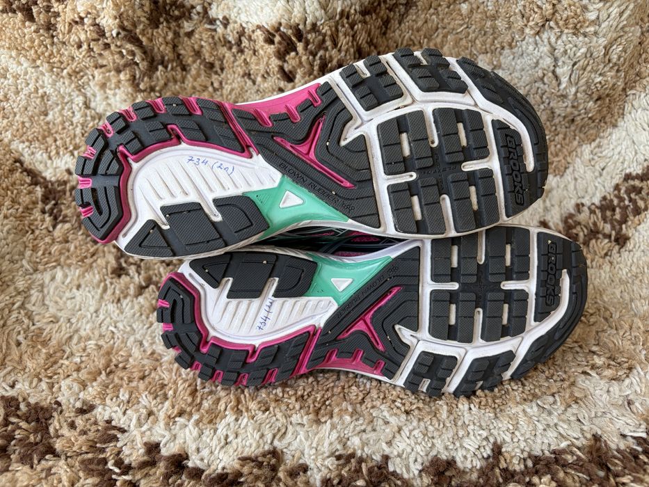 Кросівки brooks ravenna 7