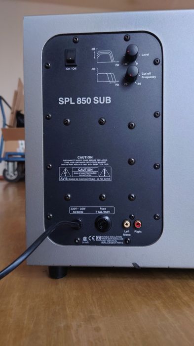 Subwoofer Jamo e4sub1