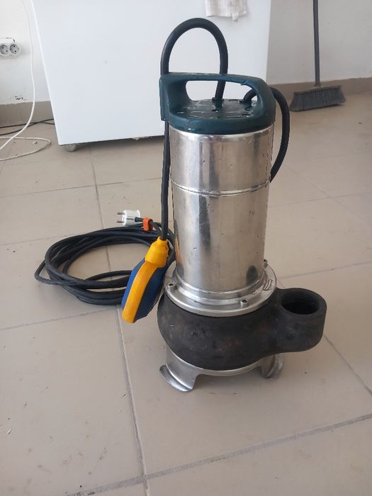 Bomba submersível água suja
