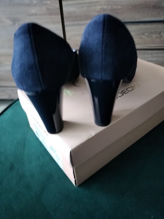 Buty damskie, granatowe -40, Firmy GRODECKI. Stan bardzo dobry