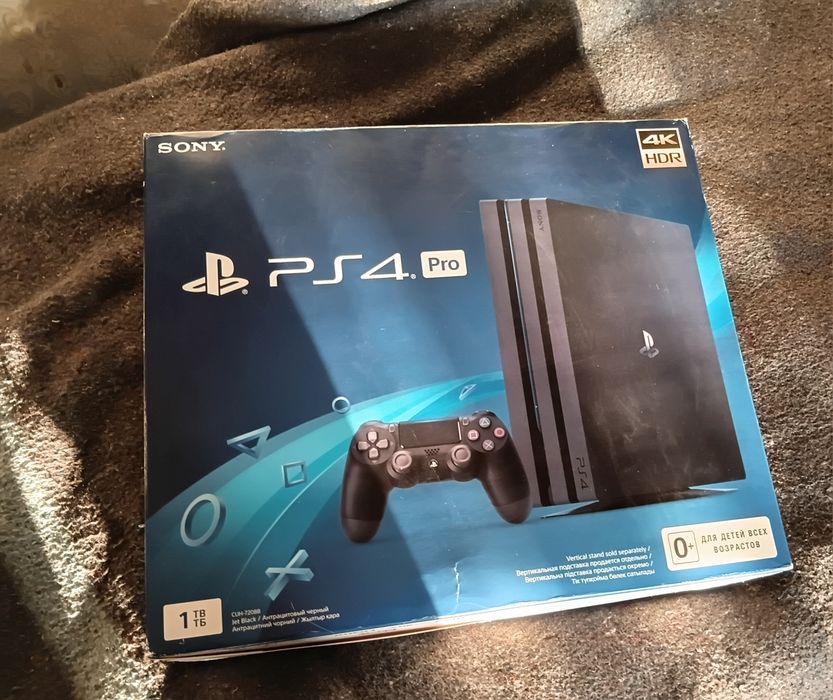PS4 PRO HDD 1TB　GTA5付き PS4 PRO 1tb 7208 ПО 13.04 диск GTA5 в подарунок.: 7 800 грн