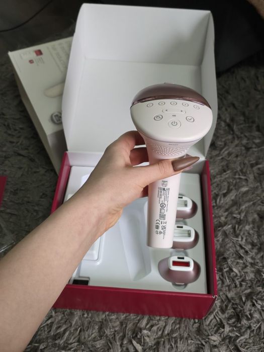 Depilator laserowy Philips Lumea 9000 IPL BRI977/00