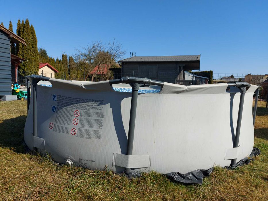 Witam sprzedam Basen Bestway