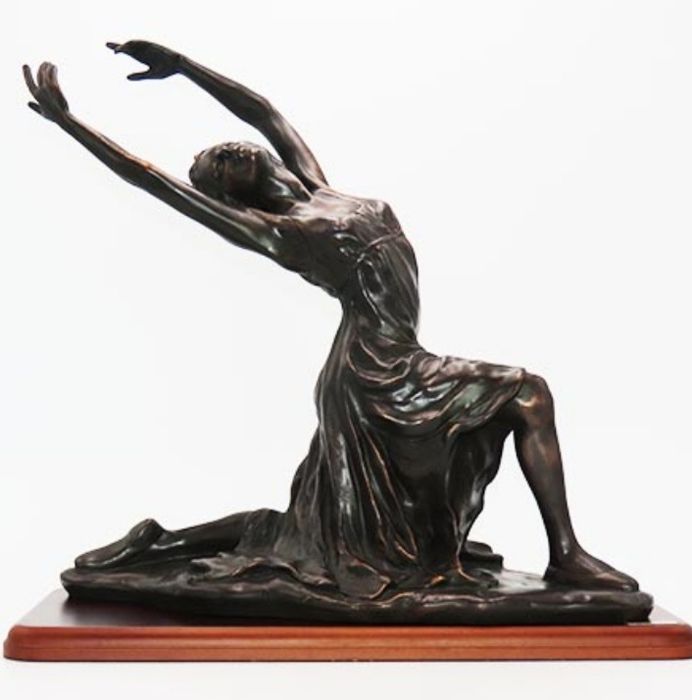 Vendo escultura Bailarina