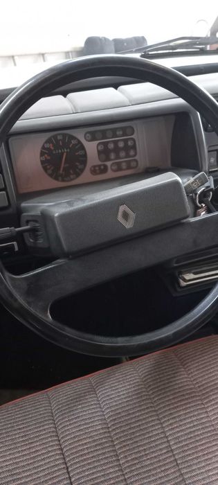 Carro clássico - Renault 5 TL