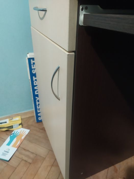 Столик комп'ютера