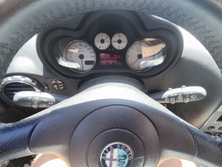 Alfa Romeo 147 1.9 8v