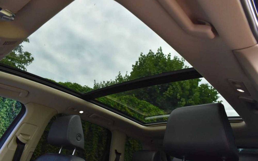 Volkswagen Touareg 2016 року