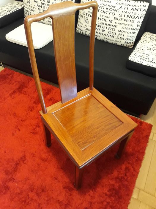 Piękne stylizowane biurko w stylu kolonialnym z litego drewna.