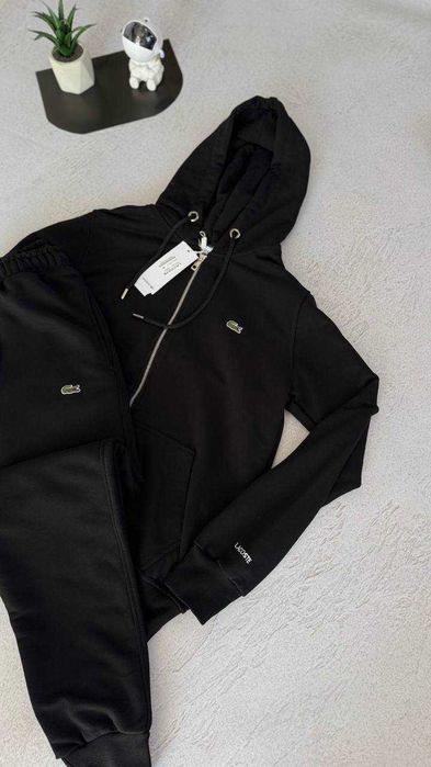 Nowe dresy Lacoste Black