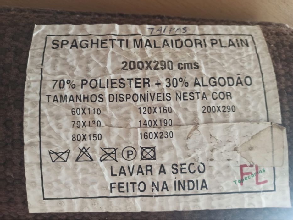 Tapete castanho 200x290