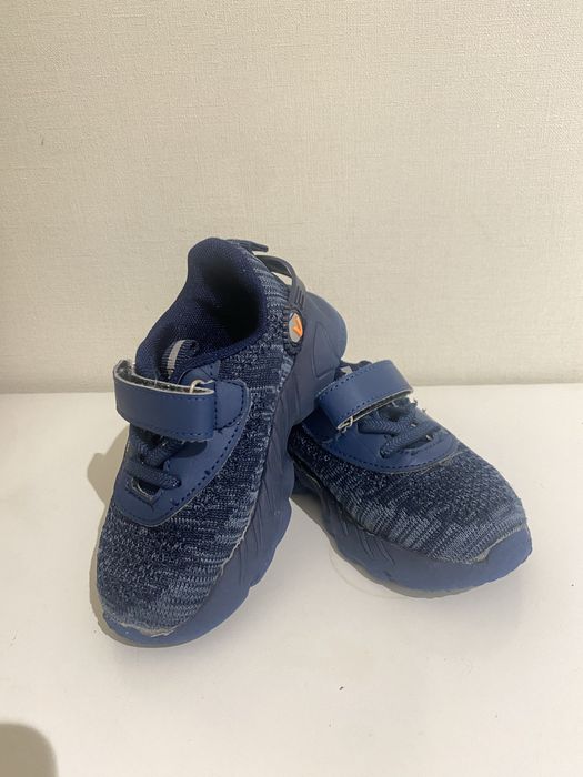 Кросівки на клопчика