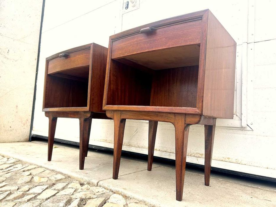 Mesa olaio vintage + 44,5comp x 33prof x 60alt.
