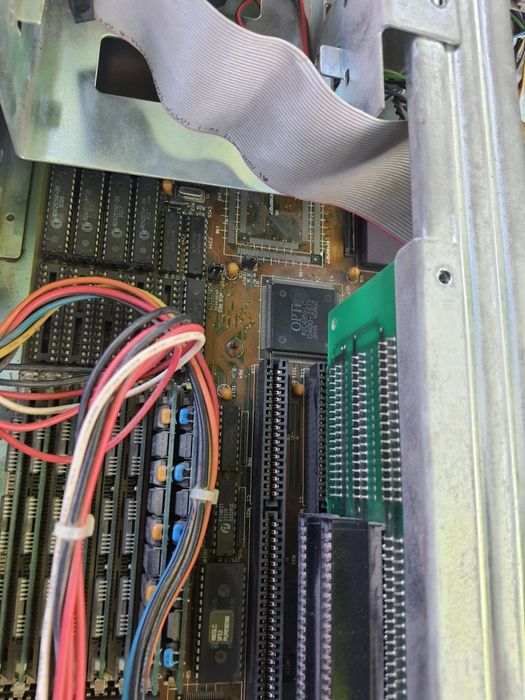 Продам ретро компьтер на Intel 486dx2