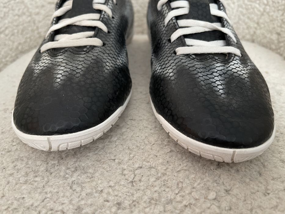 Футзалки сороконіжки кросівки  Adidas Adizero  44р