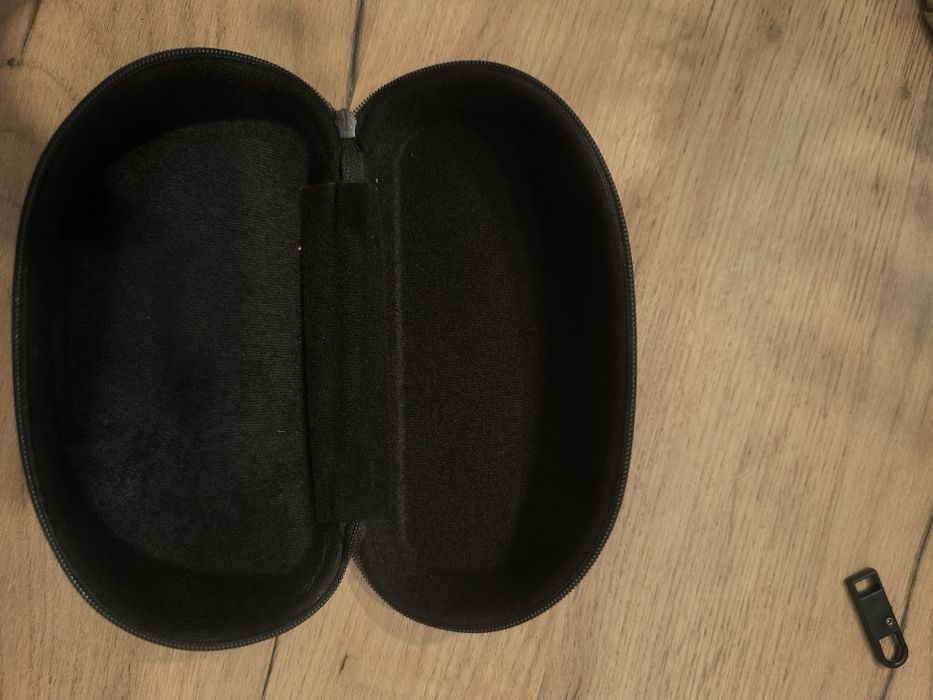 Etui na okulary pitbull west Coast