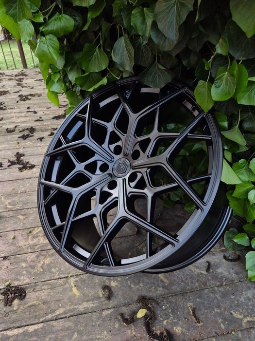 Диски на Land Rover R22 5x120 Range Rover / Rover Sport / Discovery