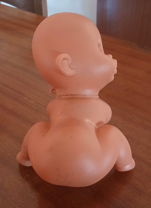 Boneco antigo de borracha