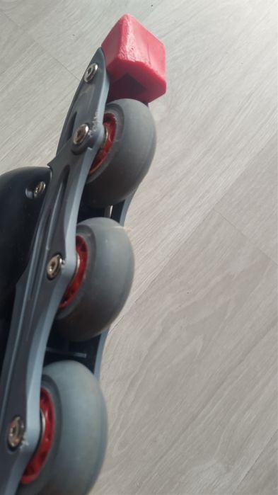 Patins 2 pares de 4 rodas em linha