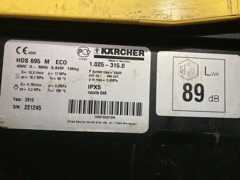 Автомийка високого тиску  професійна   KARCHER керхер
