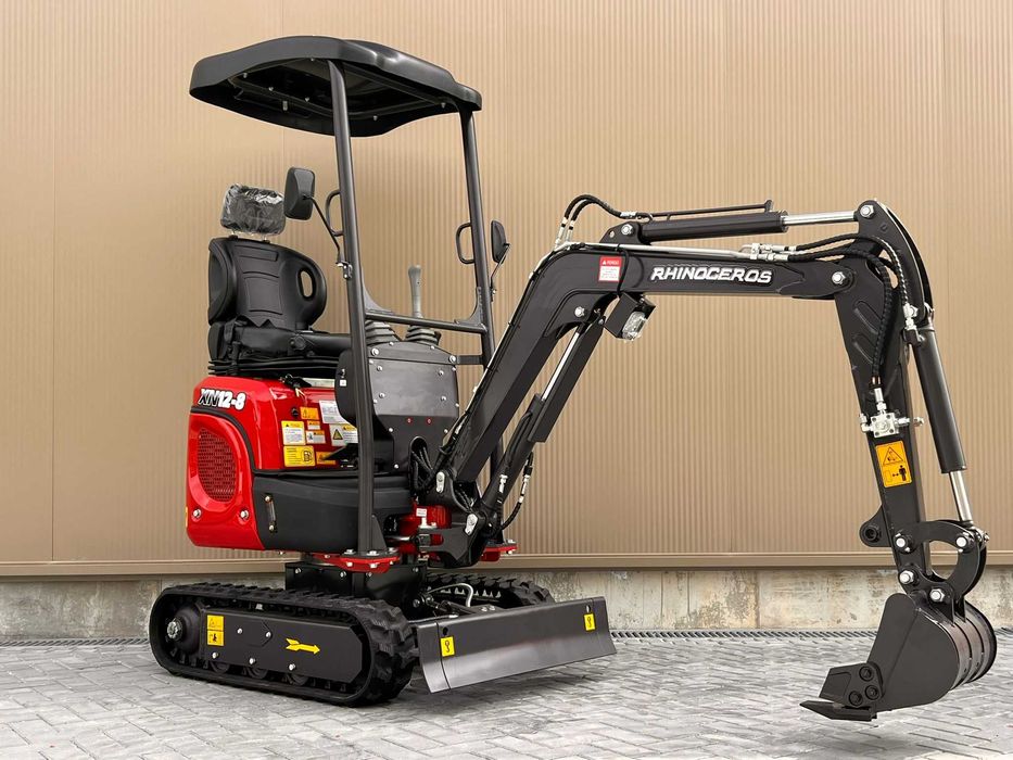 MINI GIRATORIA XN 12.8 RHINOCEROS 1000KGS Motor Kubota