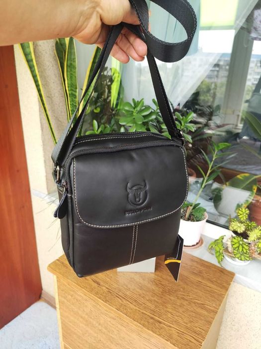 Кожаная мужская Сумка-Барсетка. На плечо.  Черная.