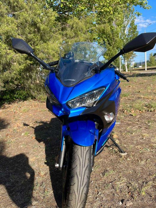 Мотоцикл Kawasaki Ninja 250