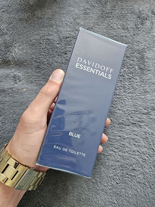 (Oryginał) Davidoff Essentials Blue 110ml