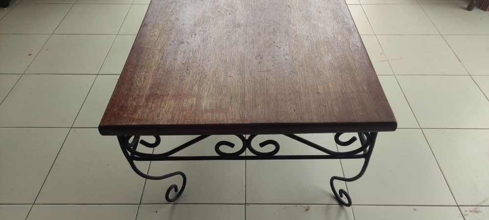 Mesa de centro forjada
