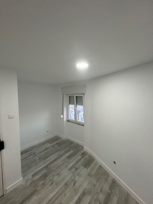 Apartamento T1+1 com garagem Porto Alto