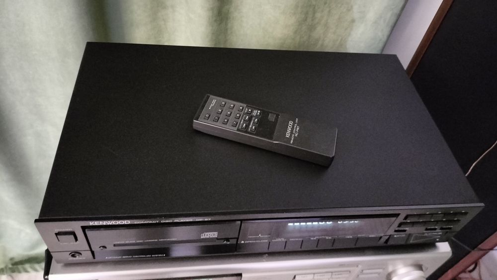 Odtwarza CD Kenwood DP-87 Pilot Super Stan