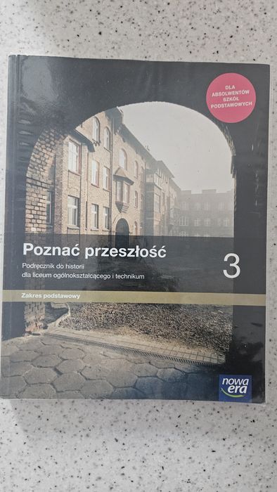 Tani podręcznik Historia kl.3 liceum nowa era