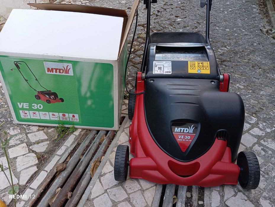 Escarificador de Jardim MTD VE 30