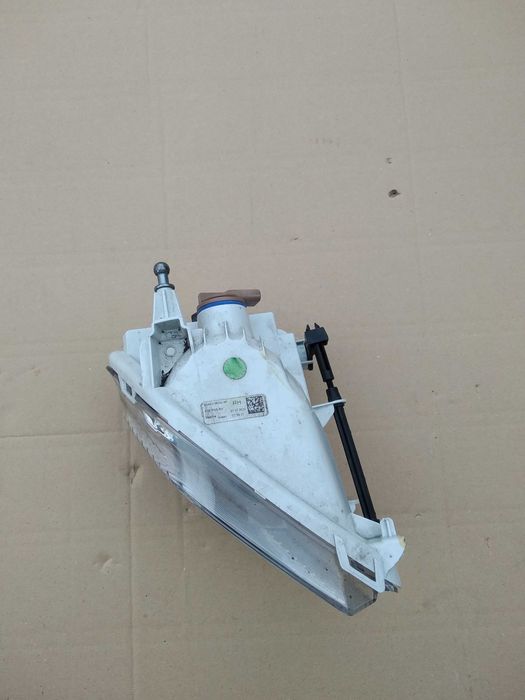 Halogen Prawy FORD KUGA MK 2