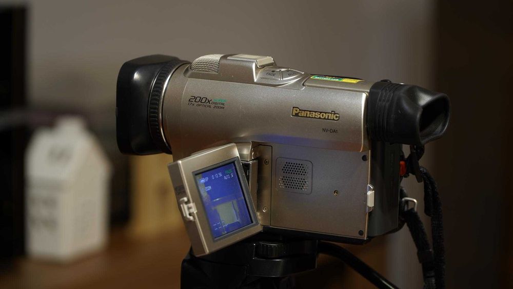 Kamera na kasety MiniDV Panasonic NV-DA1 Sprawna