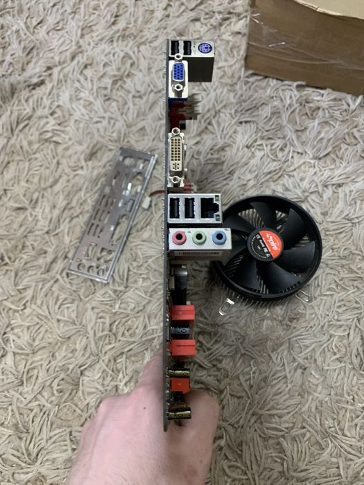 Intel i3 2120 с материнкой и башня в подарок