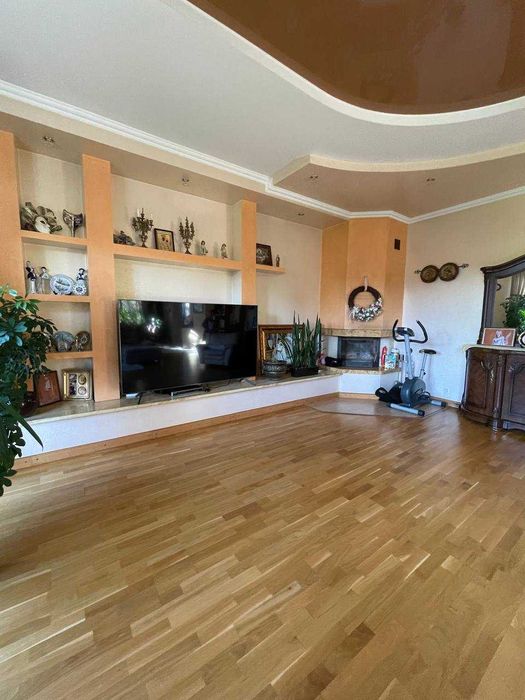 Будинок м. Тернопіль. Затишний будинок і ділянка 10 сот.