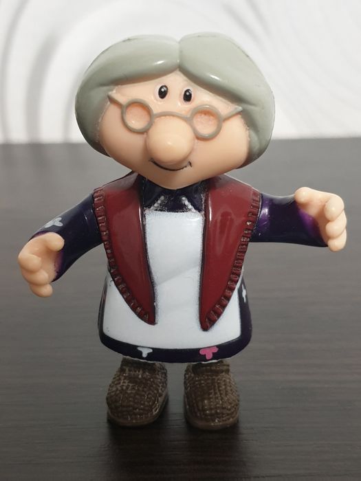 Колекційна фігурку" Листоноша Пед"  місіс  Гогінс - miss goggins