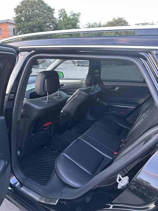 Продається  Mercedes w212 rest