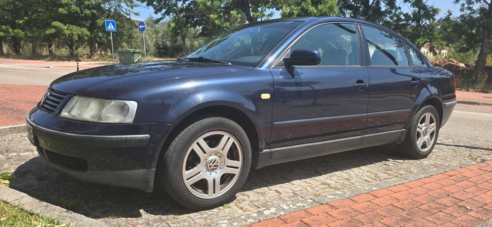 Volkswagen Passat 1.9 TDI 115 cv foto 3