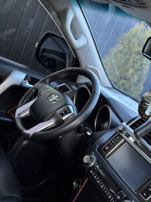 Toyota  land Cruiser Prado 150 дизель