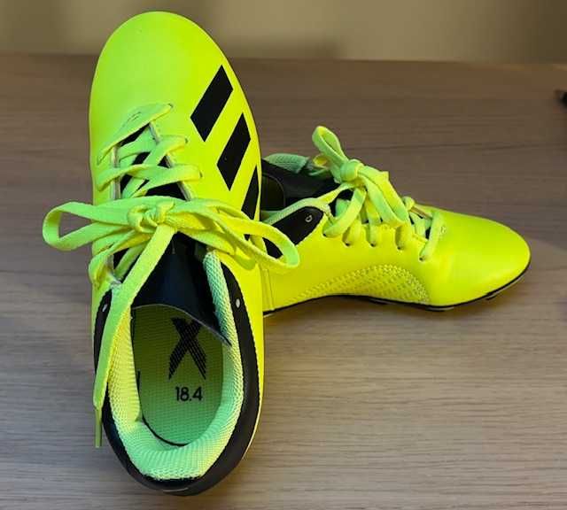 Chuteiras Adidas X novas nº 33