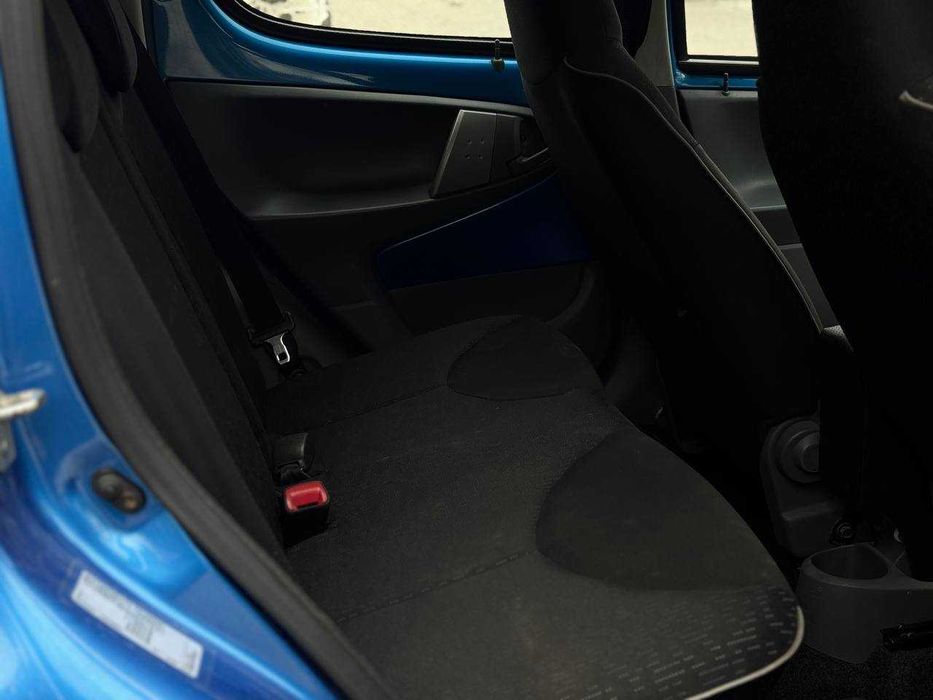 Peugeot 107 1.0 бензин АКПП гарний стан Обмін/Розстрочка