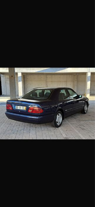 Mercedes-Benz E220 CDI